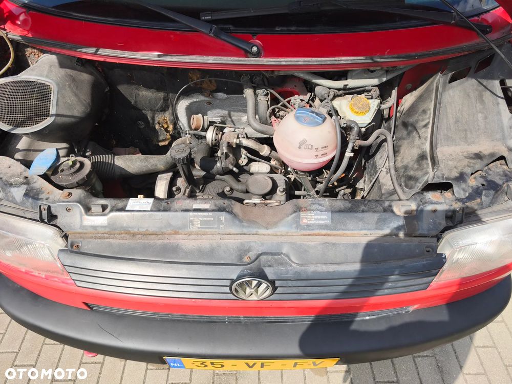 Volkswagen Transporter - 8