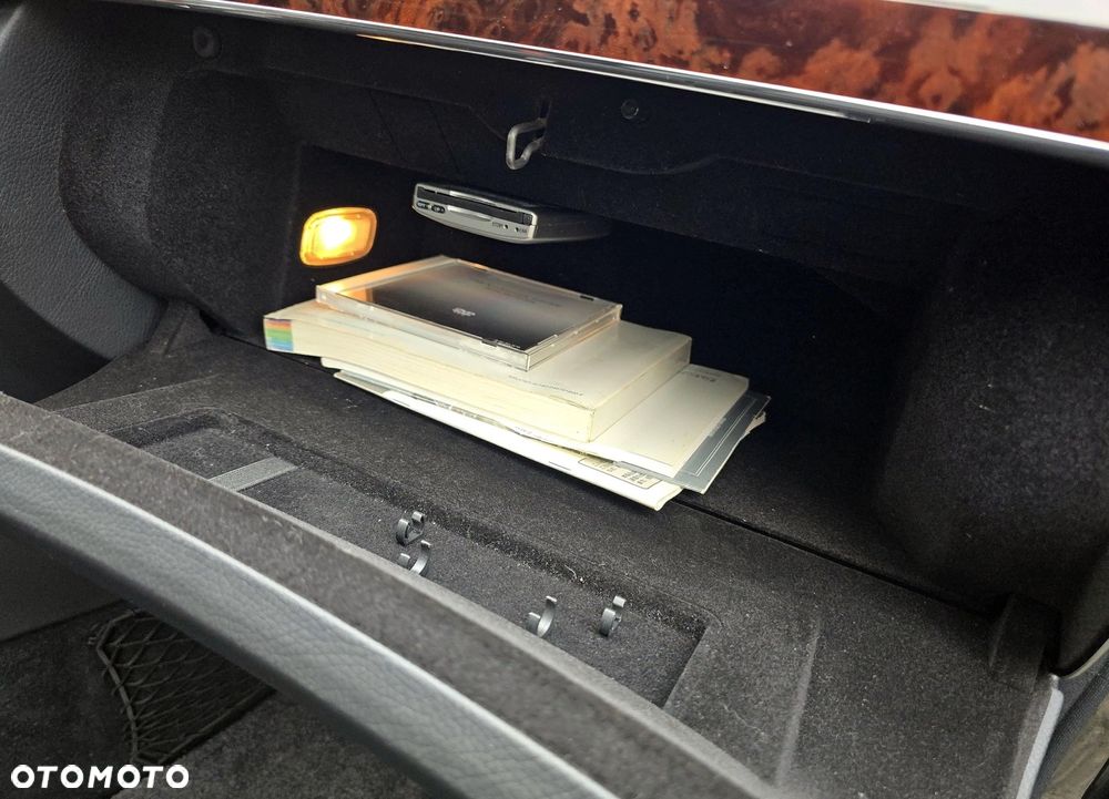 Mercedes-Benz Klasa S 500 7G-TRONIC - 28