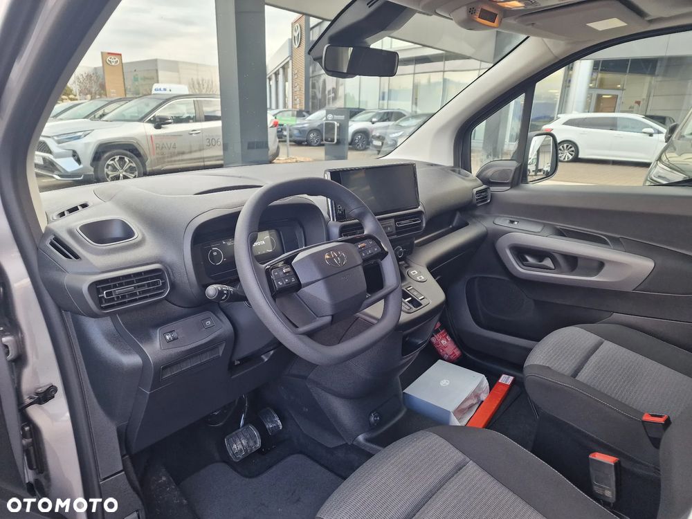 Toyota Proace City Verso Long 1.5 D-4D Business - 12