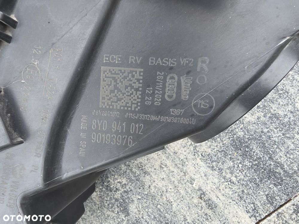 AUDI A3 S3 8Y0 8Y Lampa prawa przód Kompletna Full Led Basic 8Y0941012 2020 - 11