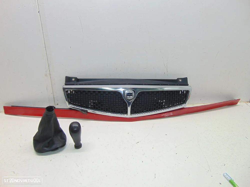 Lancia Delta grelha/Friso - 1