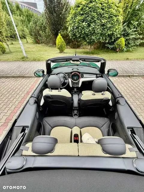 MINI Cooper Standard - 5