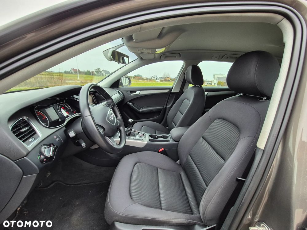 Audi A4 Avant 2.0 TDI e DPF Ambiente - 25