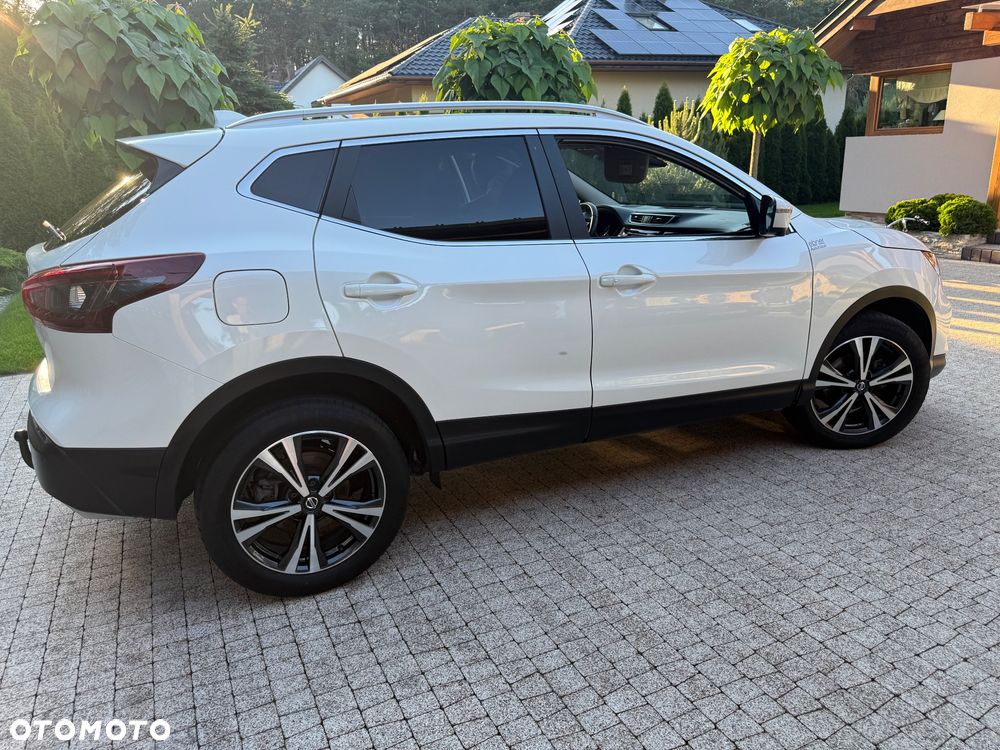 Nissan Qashqai 1.3 DIG-T Acenta DCT - 16