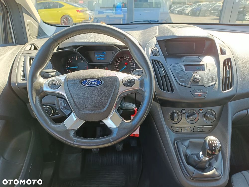 Ford Transit Connect - 24
