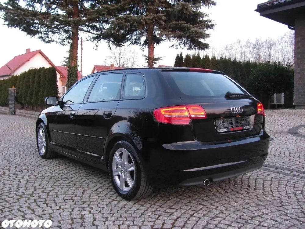 Audi A3 Sportback 1.6 Ambition - 30