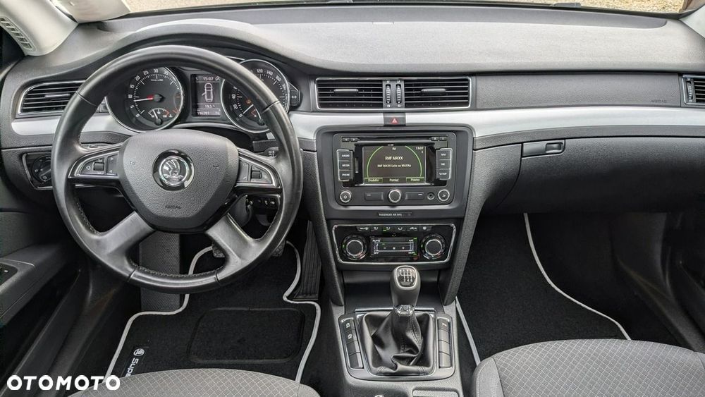 Skoda Superb 1.6 TDI Active Greenline - 26