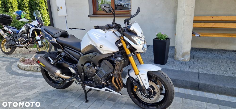 Yamaha FZ8 - 1
