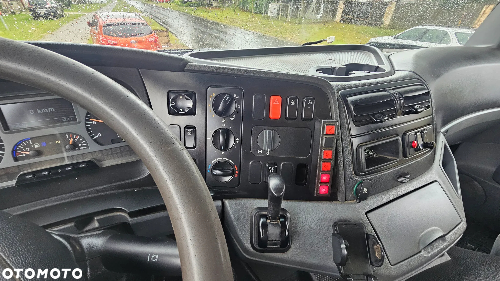 Mercedes-Benz 1824 L AXOR - R - 17