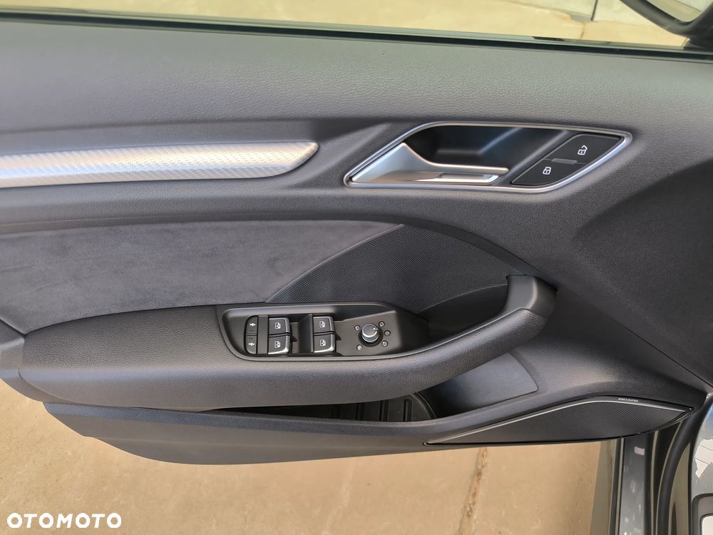 Audi RS3 Limousine 2.5 TFSI Quattro S tronic - 31