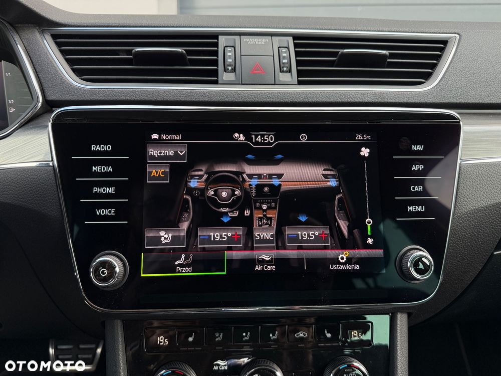 Skoda Superb 2.0 TDI SCR 4x4 Scout DSG - 32