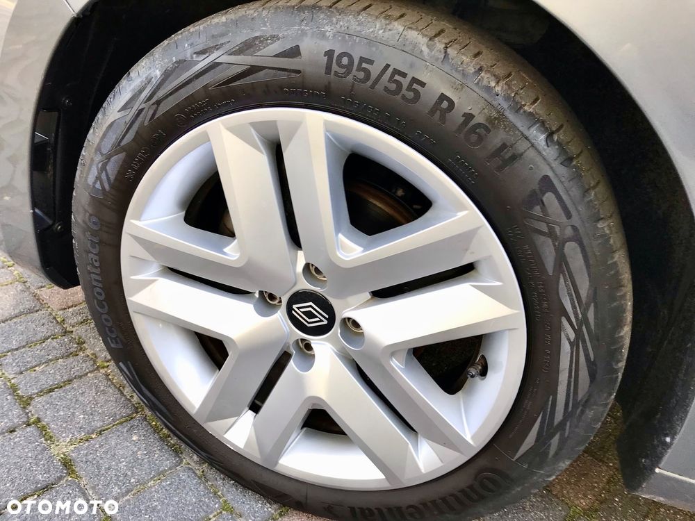 Renault Clio TCe 90 EVOLUTION - 22