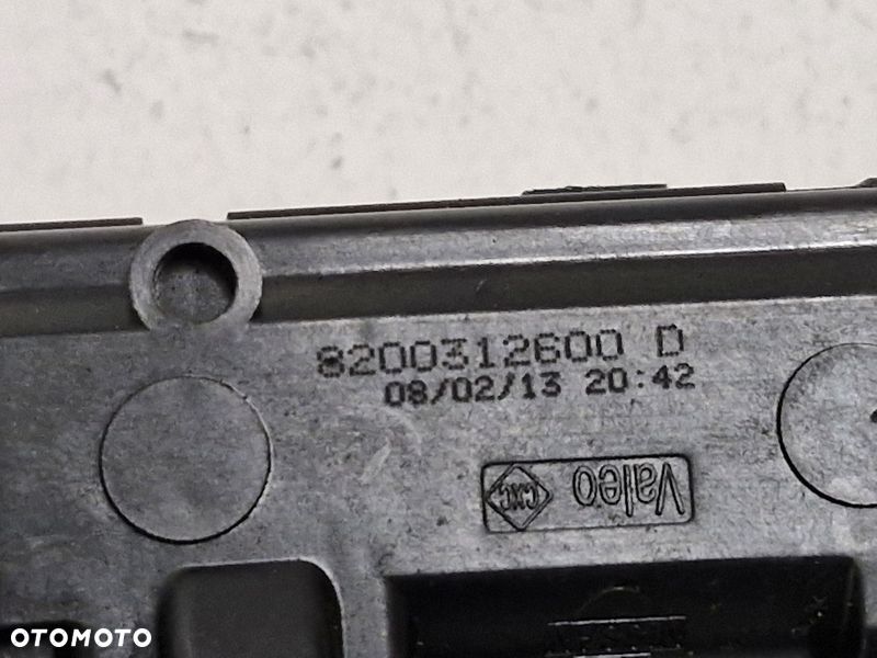 RENAULT MEGANE SCENIC 3 III SIŁOWNIK SILNICZEK KLAPKI WLEWU PALIWA 8200312600 - 4