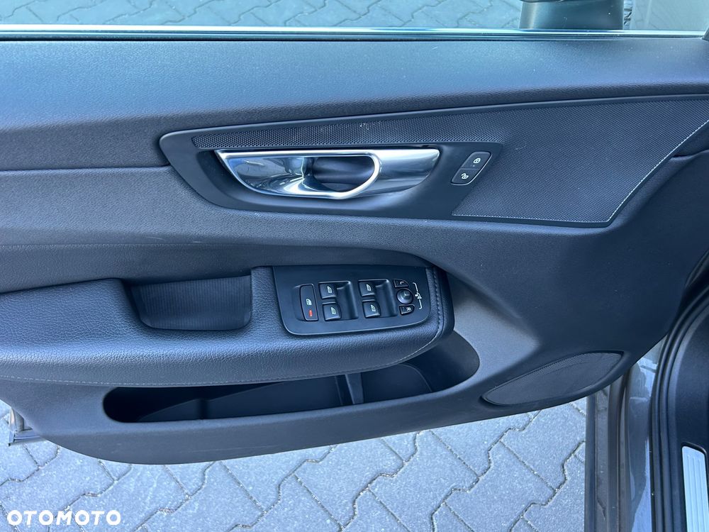 Volvo XC 60 - 20