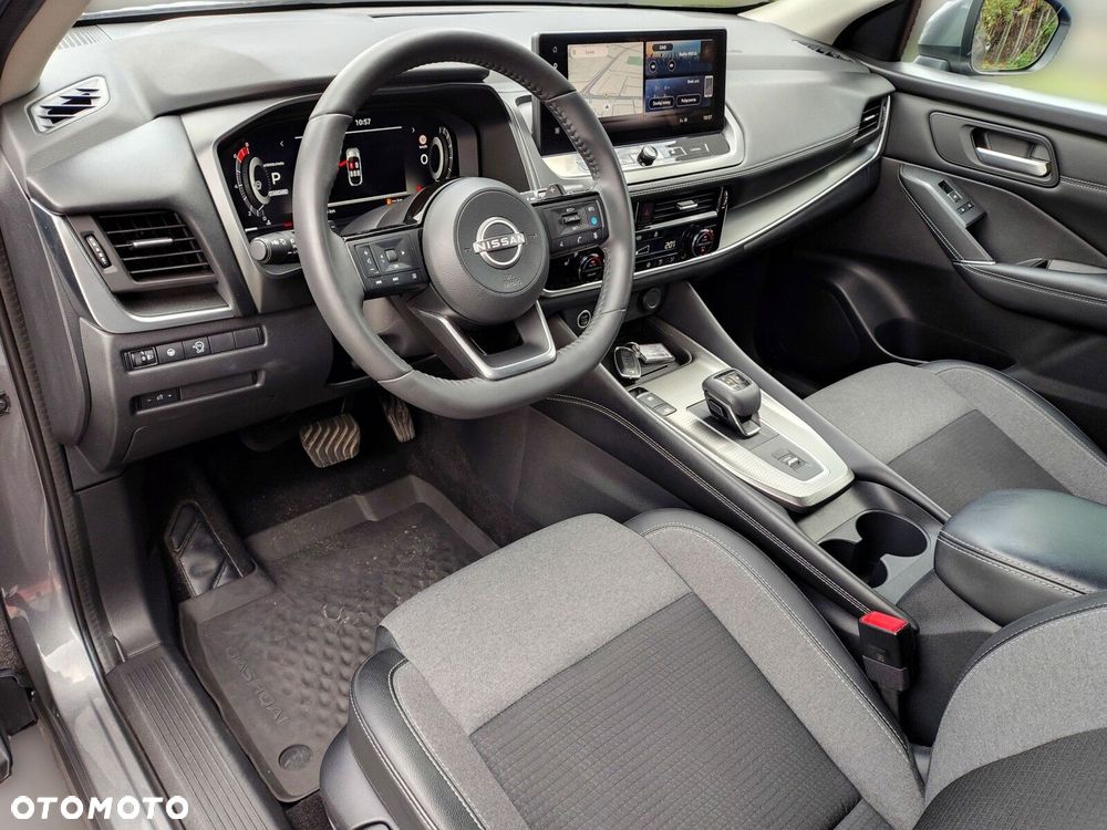 Nissan Qashqai 1.3 DIG-T mHEV N-Connecta Xtronic - 16