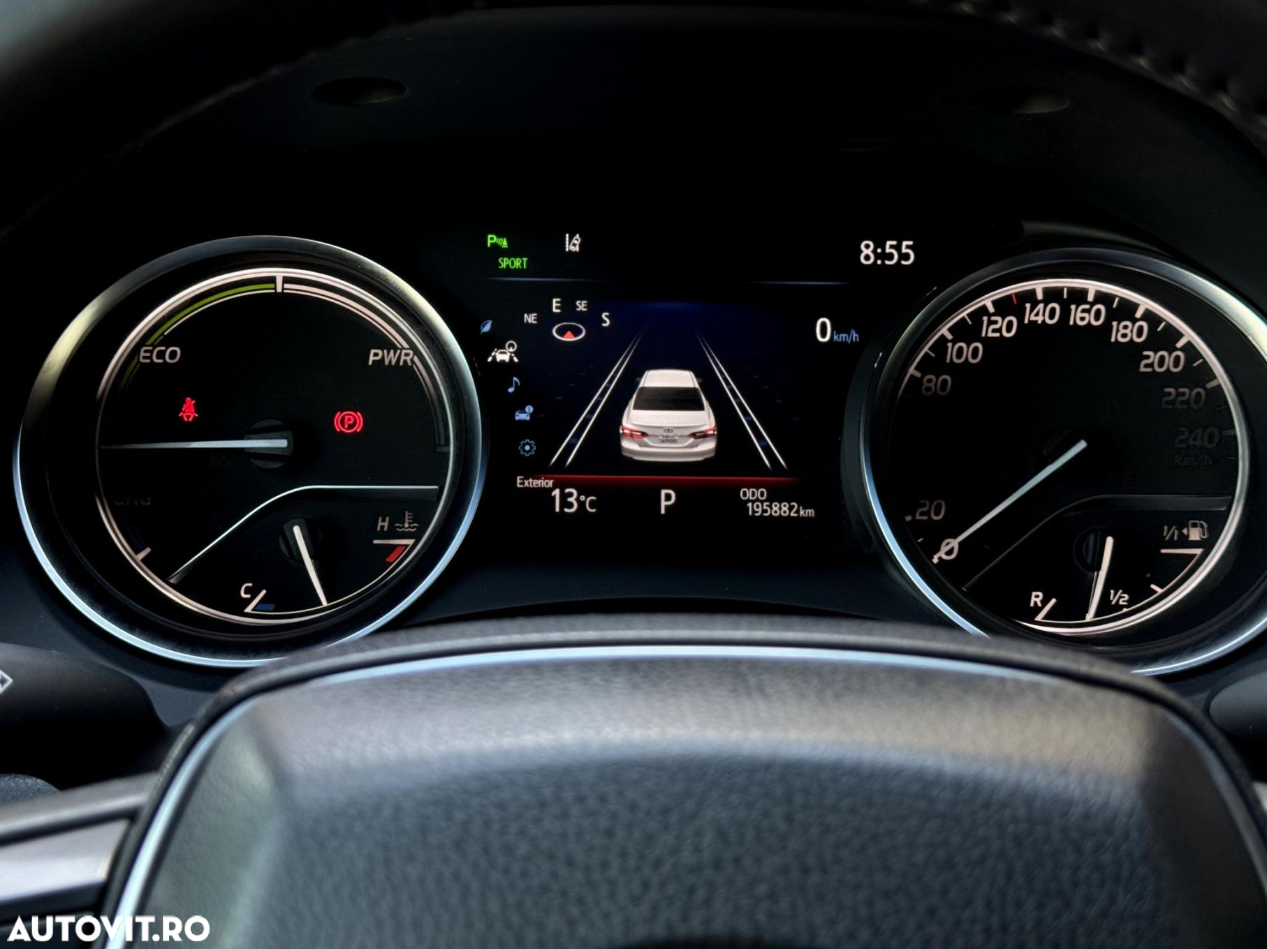 Toyota Camry - 16