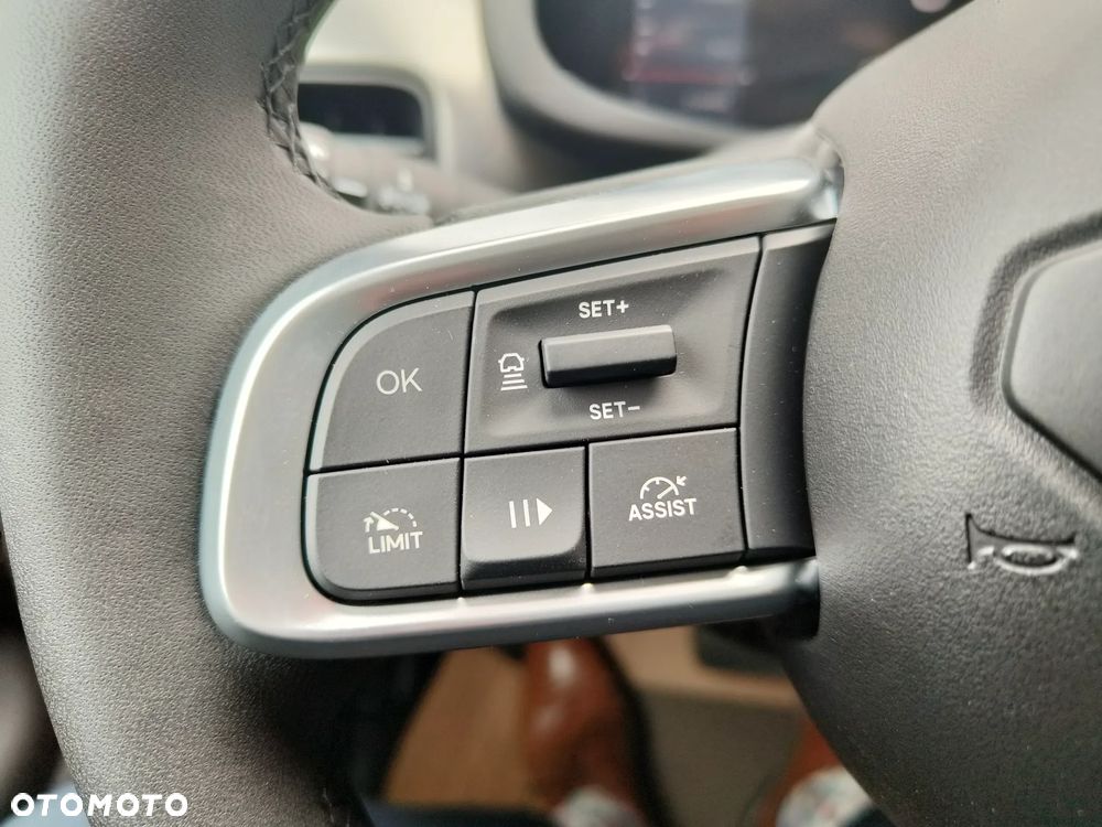 Jeep Avenger 1.2 T3 mHEV Altitude FWD eDCT6 - 15