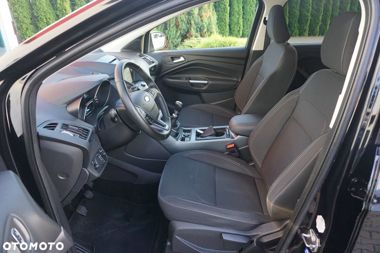 Ford Kuga - 14
