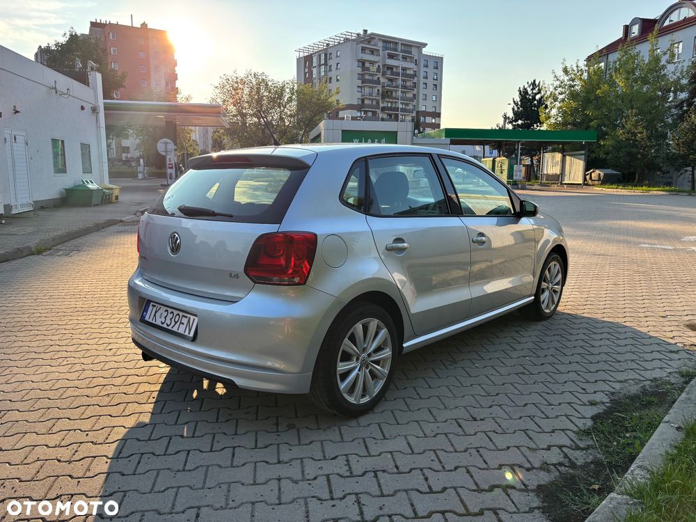 Volkswagen Polo 1.4 16V Comfortline - 6