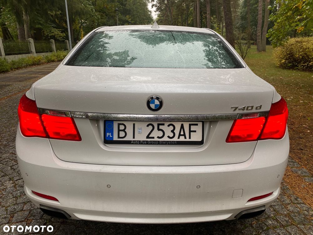 BMW Seria 7 740d xDrive - 4