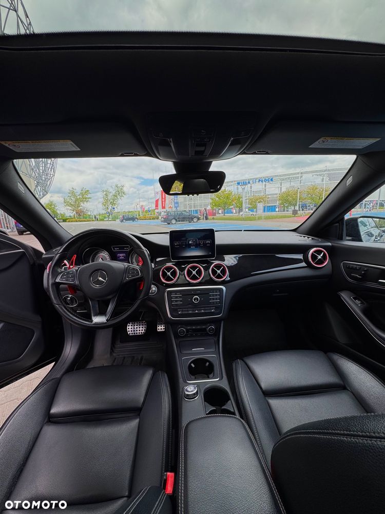Mercedes-Benz CLA 250 4Matic 7G-DCT AMG Line - 11