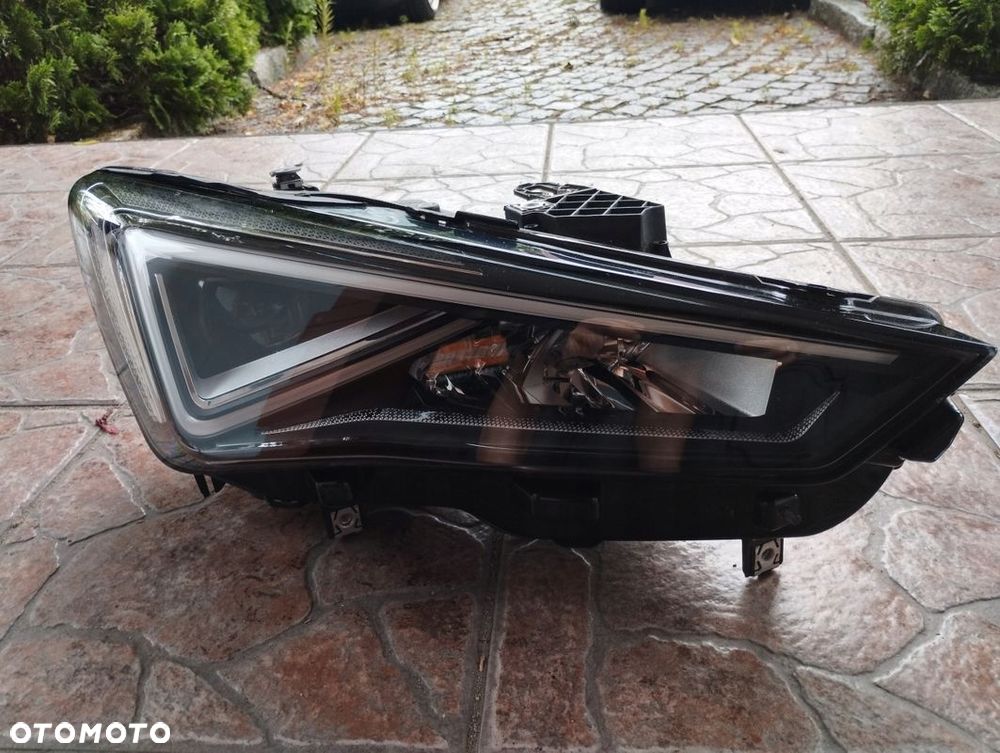 Lampa prawa lewa Full LED Seat Leon IV 4 5FB941008G 5FB941007G 2020-2024 - 2