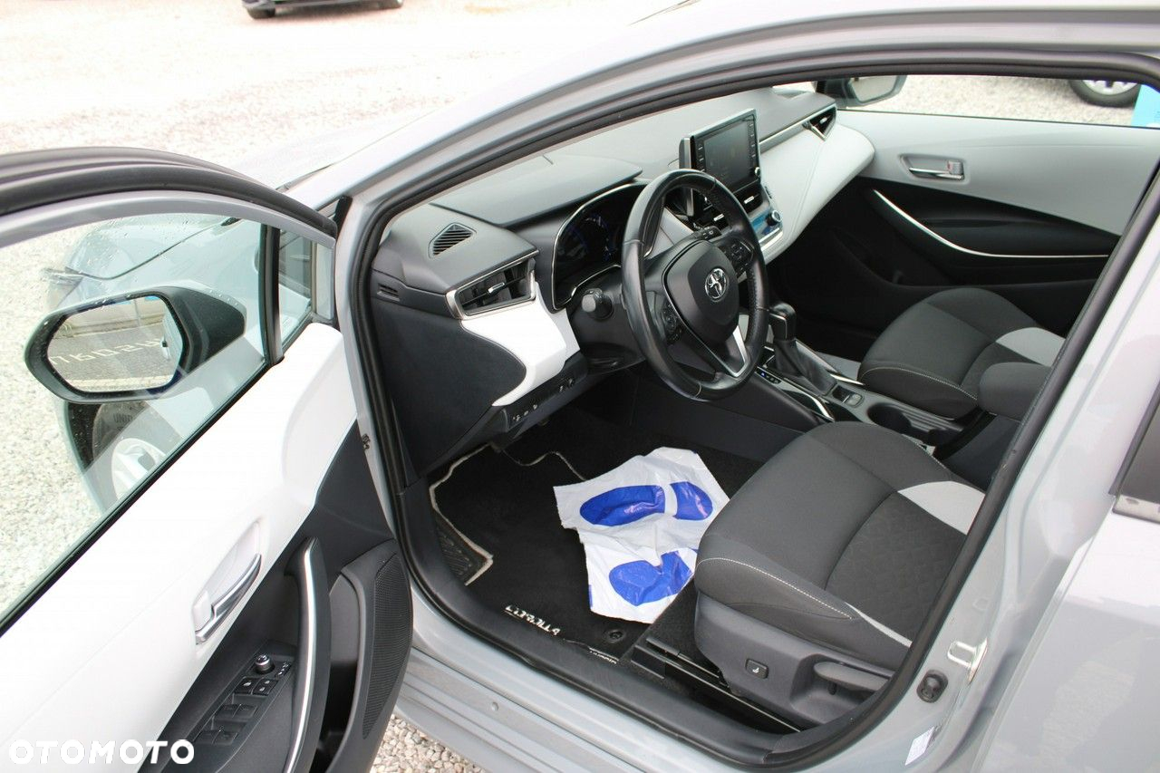 Toyota Corolla - 18