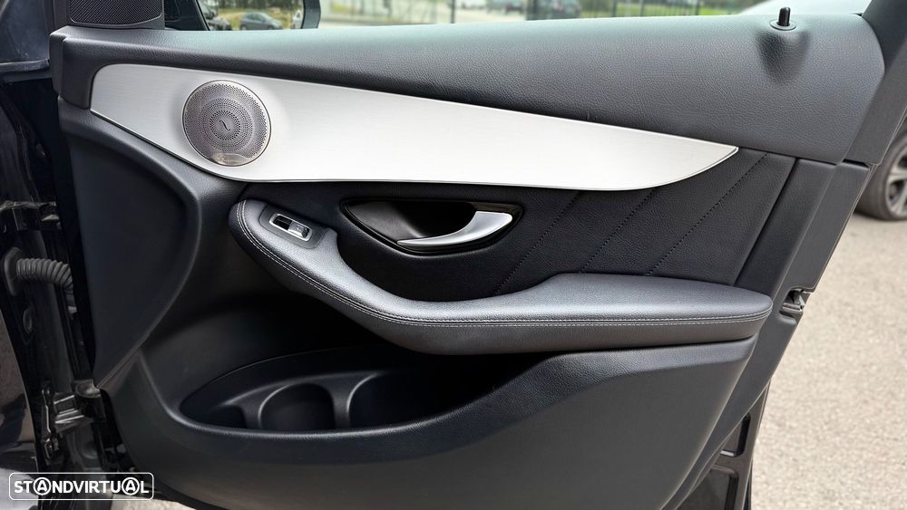 Mercedes-Benz GLC 300 de 4Matic 9G-TRONIC AMG Line Plus - 21