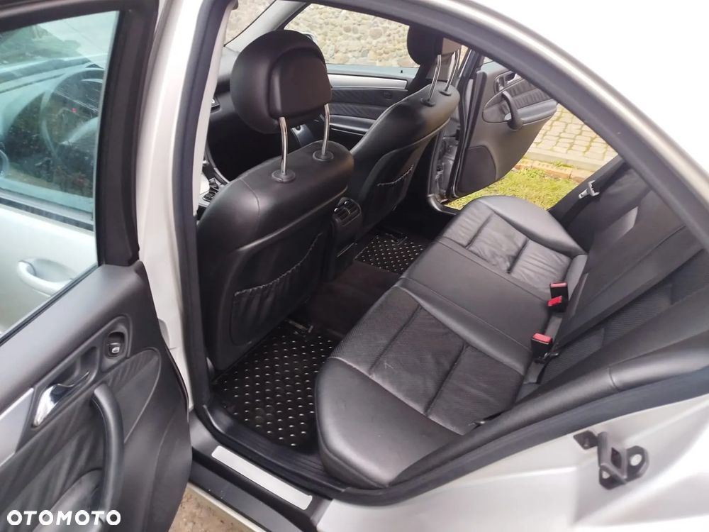 Mercedes-Benz Klasa C 180 Kompressor Automatik Avantgarde - 15