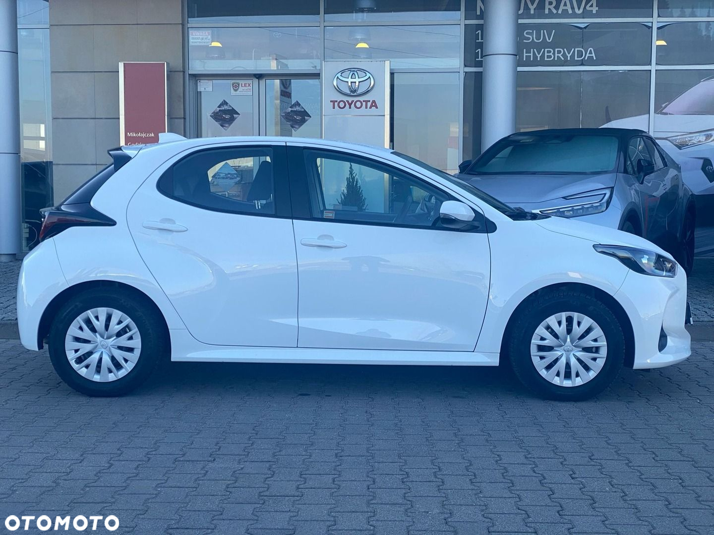 Toyota Yaris - 8