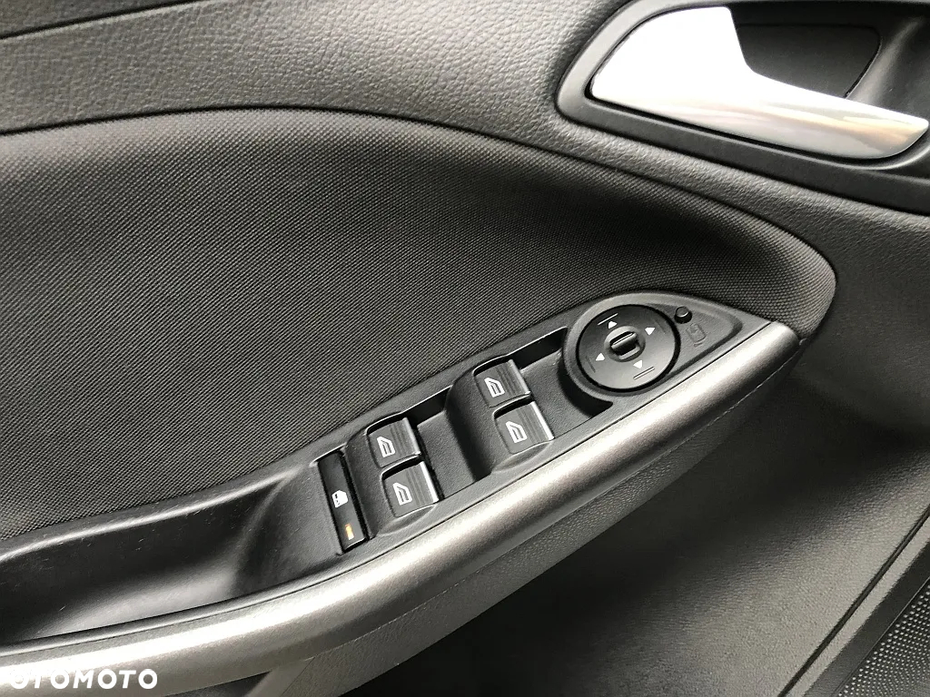 Ford Focus 1.5 EcoBoost ST-Line ASS - 21