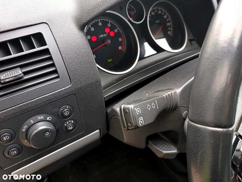 Opel Zafira - 29