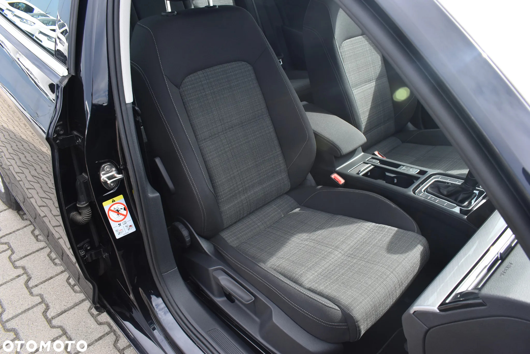 Volkswagen Passat 1.5 TSI EVO Business DSG - 16