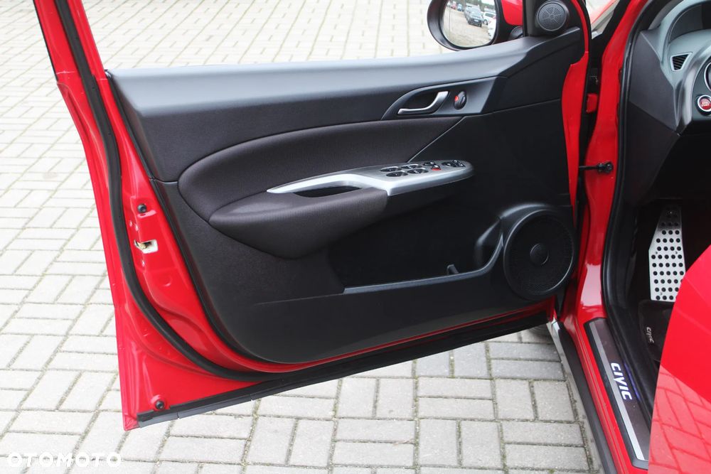 Honda Civic 1.8i-VTEC Sport - 22