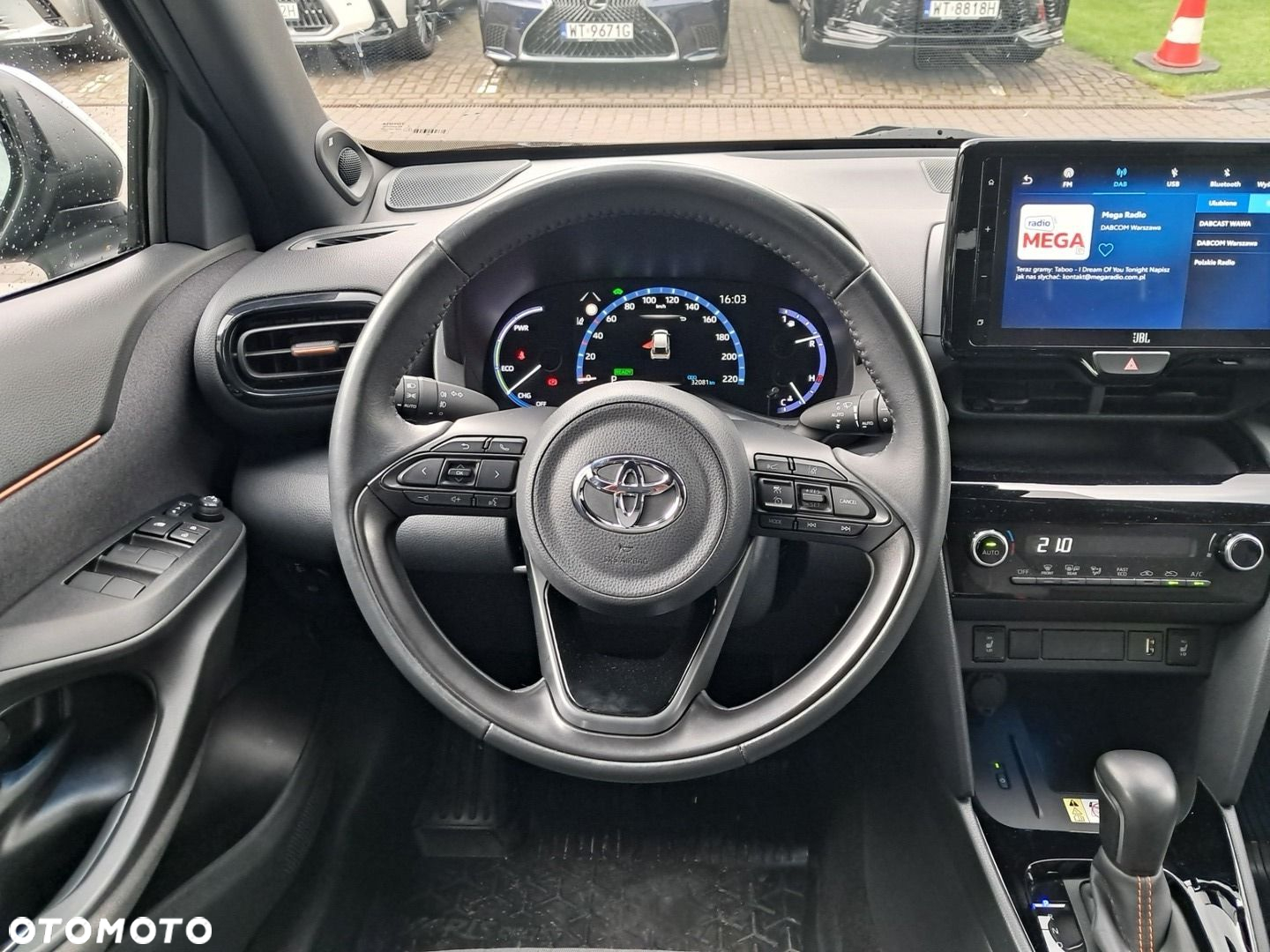 Toyota Yaris Cross Hybrid 1.5 Dynamic - 6