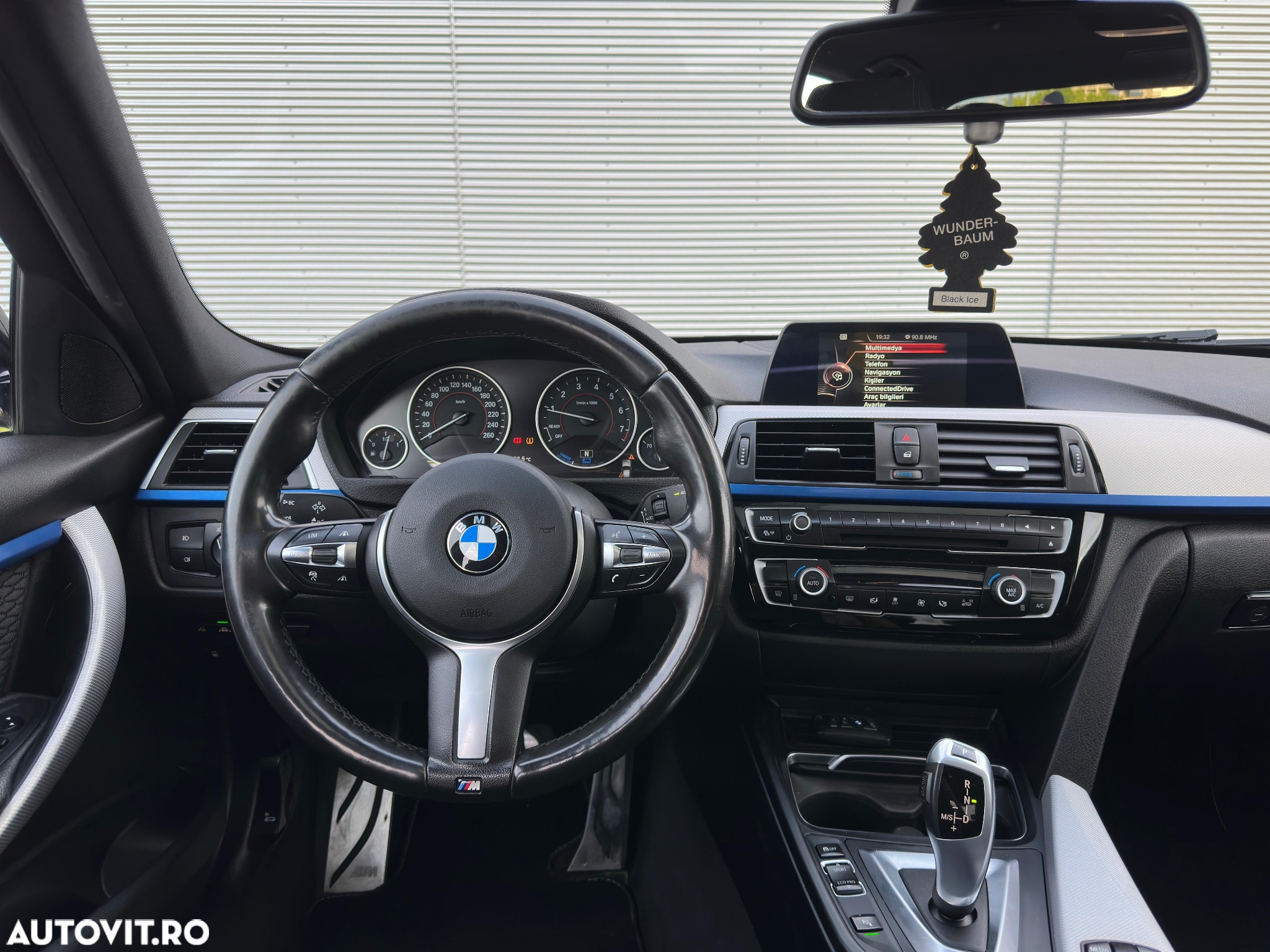 BMW Seria 3 330e iPerformance AT M Sport - 13