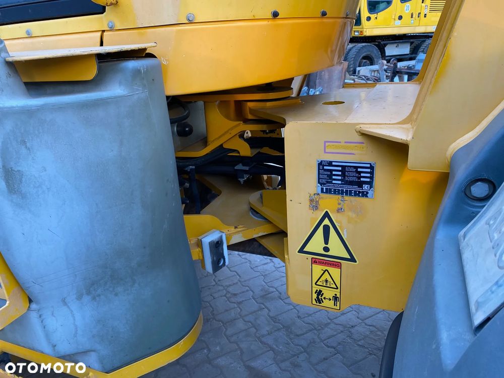 Liebherr L524, ŁYŻKA + WIDŁY, SZYBKOZŁĄCZE, Z NIEMIEC, WZOROWO UTRZYMANA - 34