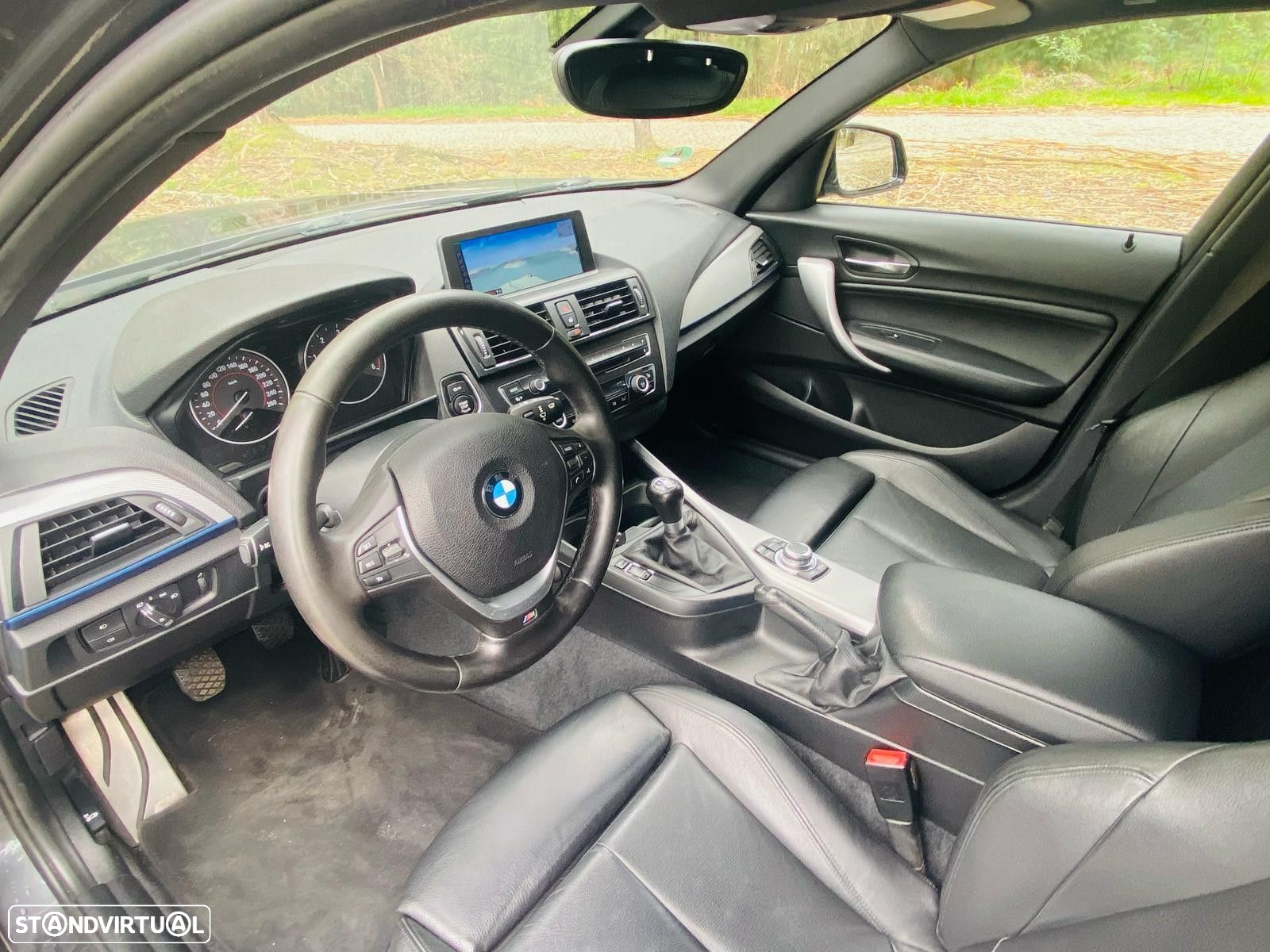 BMW 118 d Pack M - 25