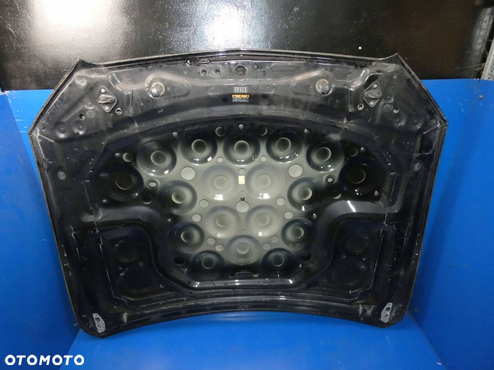 MERCEDES E KLASA W213 MASKA POKRYWA 197 - ODPRYSKI - 7