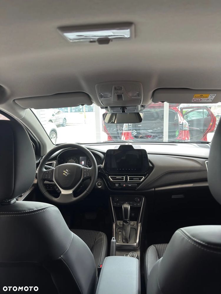 Suzuki S-Cross - 16