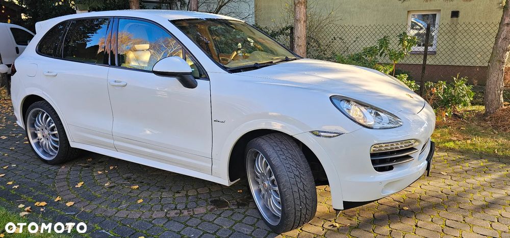 Porsche Cayenne Diesel Platinum Edition - 24