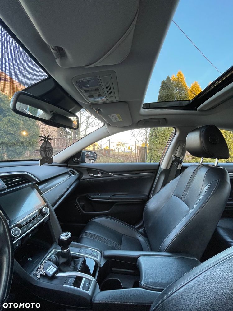 Honda Civic 1.5 T Executive - 28