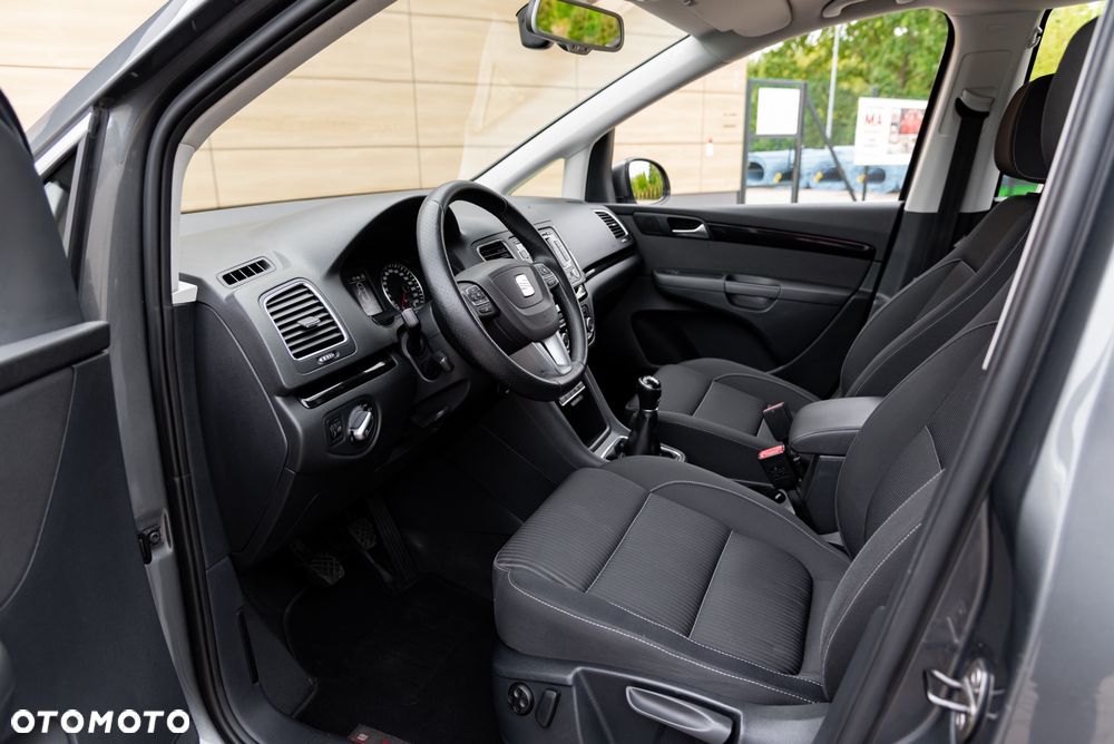 Seat Alhambra 2012 photo 5