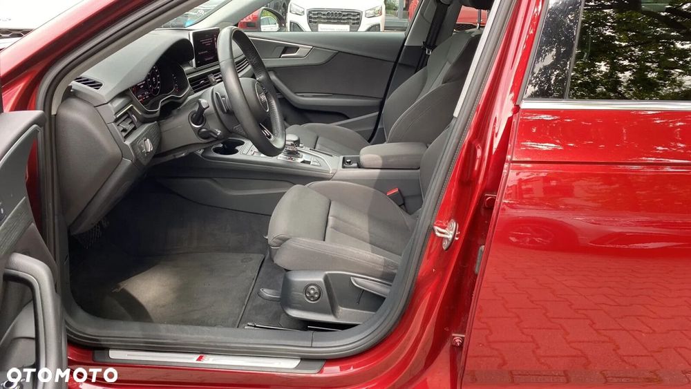 Audi A4 Avant 40 TFSI Sport S tronic - 16
