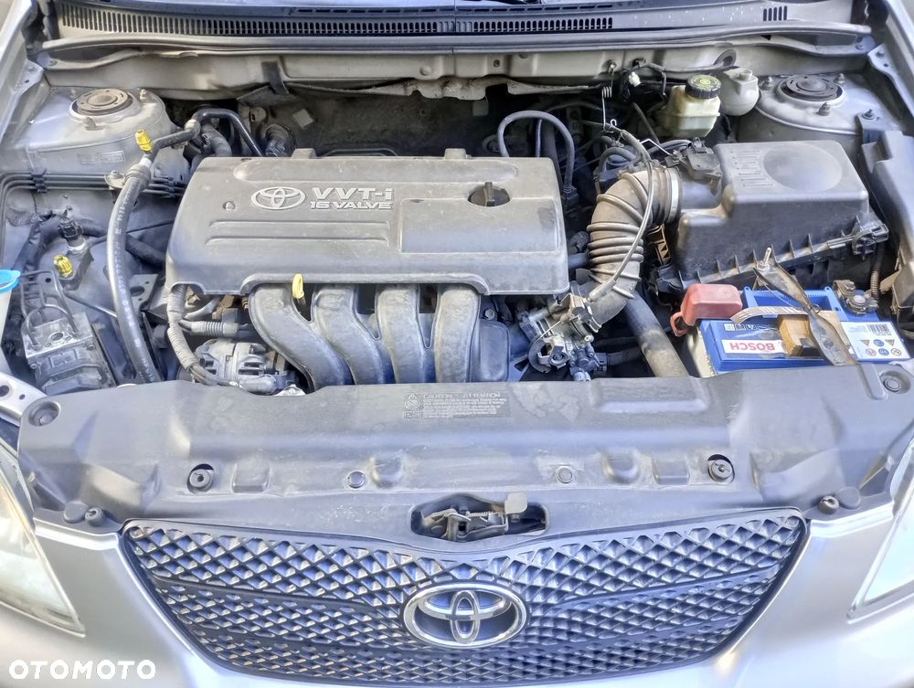 Toyota Corolla 1.6 VVT-i Terra Polaris - 9