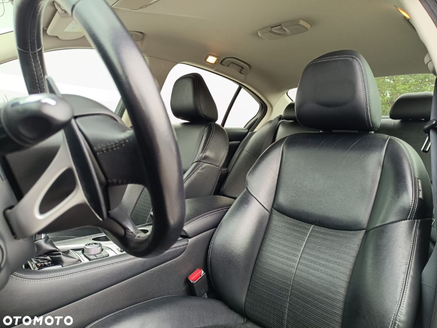Infiniti Q50 - 5