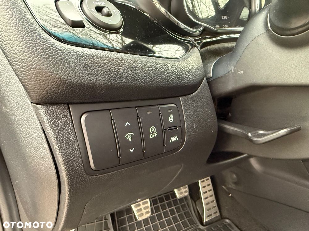 Kia Ceed 1.6 GDI Business Line - 22