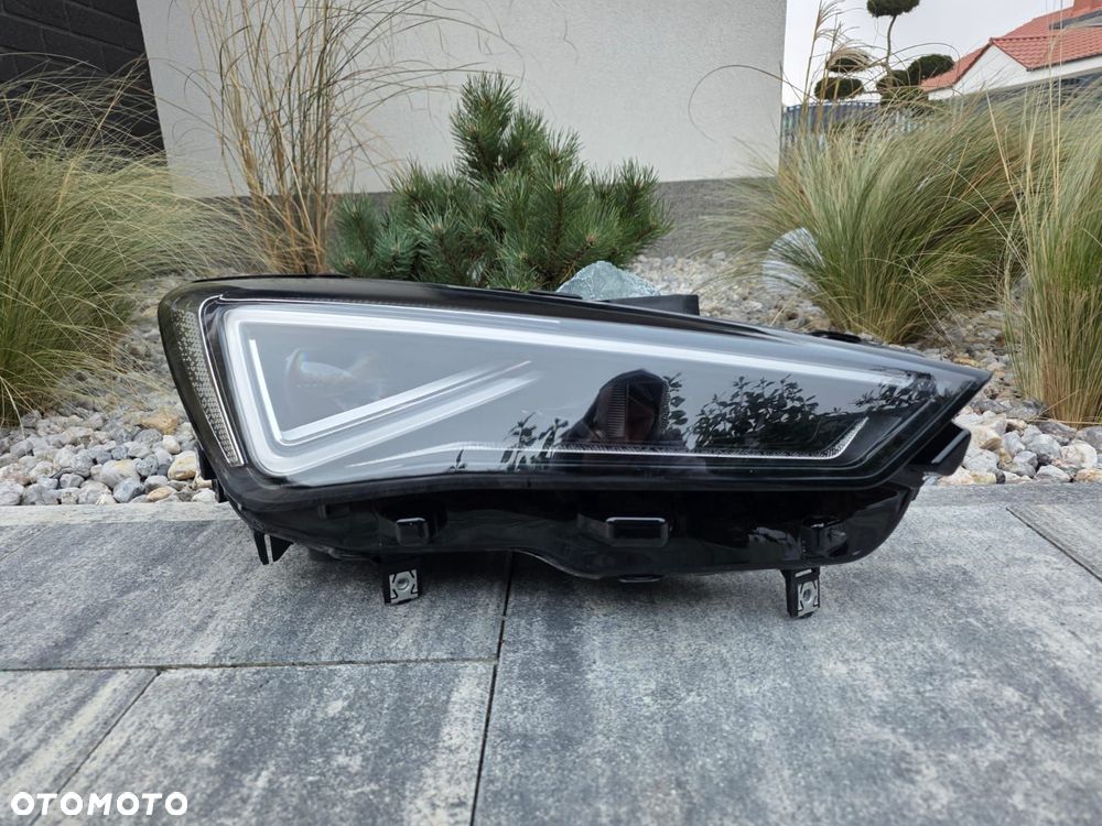 seat leon iv 4 lampa prawa przód full led matrix 5fb941036b - 1