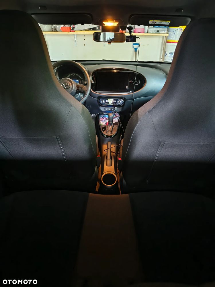 Toyota Aygo X 1.0 VVT-i Style CVT - 28