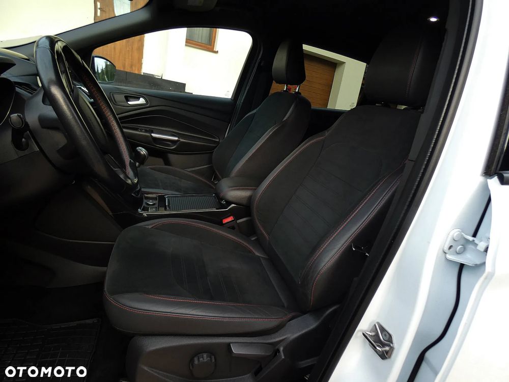 Ford Kuga 1.5 EcoBoost FWD ST-Line Black ASS MMT6 - 8